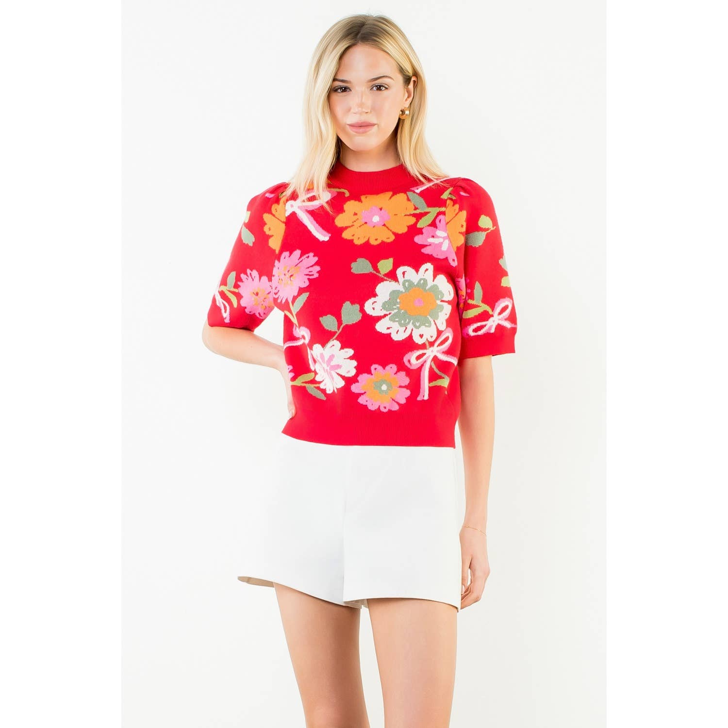 Short Sleeve Floral Detail Knit Top in poppin' Red