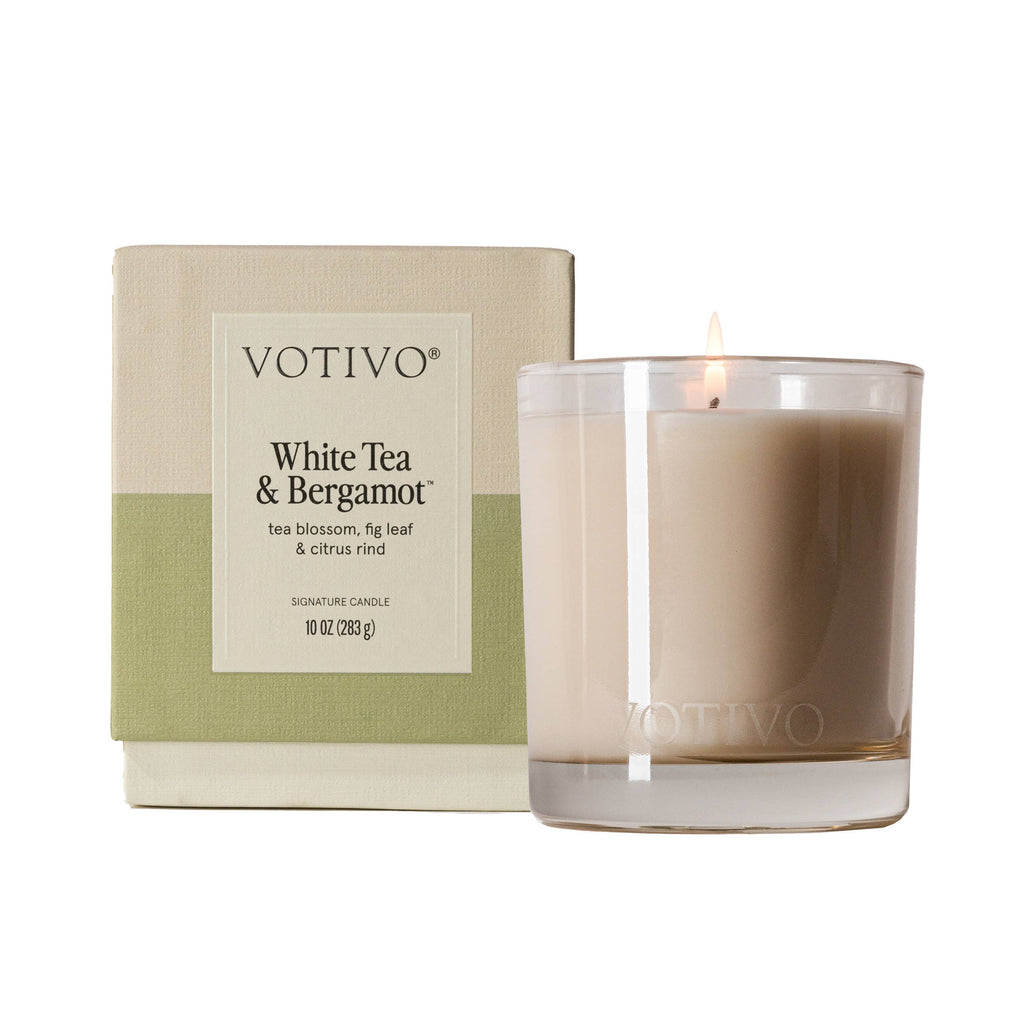 Signature Candle Honeysuckle